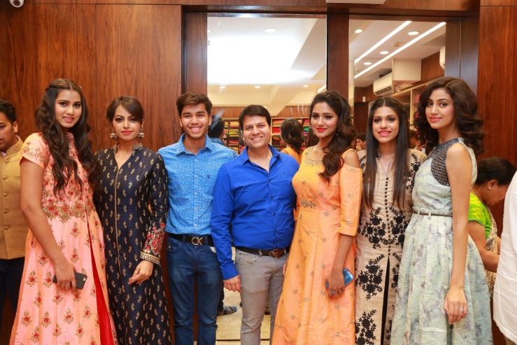 Kala Kunj Launches Renovated Showroom at Himayatnagar