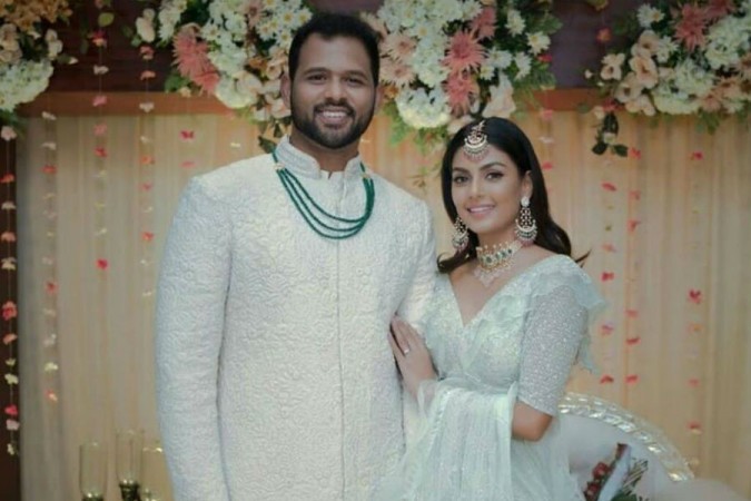 త్వరలో ఓ యంగ్ హీరోయిన్  పెళ్లి!