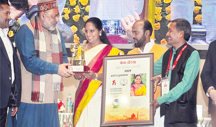 ఎంపీ కవితకు ఉత్తమ పార్లమెంటేరియన్ అవార్డు