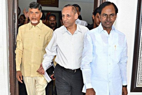 నరసింహన్‌ భవితవ్యం?: కెసిఆర్ ఇలా, చంద్రబాబు అలా…