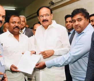 ఫార్మింగ్టన్ విద్యాలయం విద్యార్థులను ఆదుకోవాలి – తానా