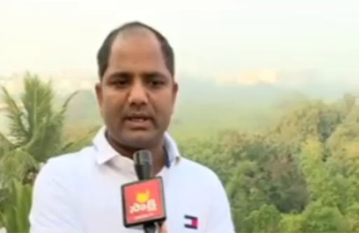 ఫేస్ బుక్ ఐడీకి స్టూడెంట్స్ వివరాలు : నవీన్ జలగం