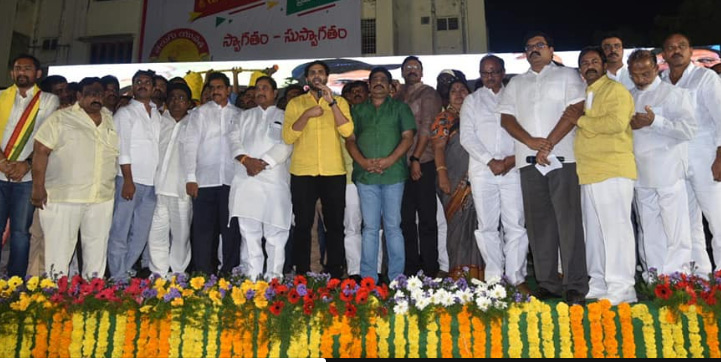 తెలుగు యువత రాష్ట్ర అధ్యక్షుడిగా దేవినేని అవినాష్ ప్రమాణ స్వీకారం