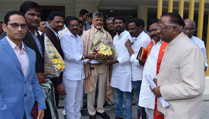 సమర్థ పాలకుడిని గుర్తించి పట్టం కట్టండి : ముఖ్యమంత్రి