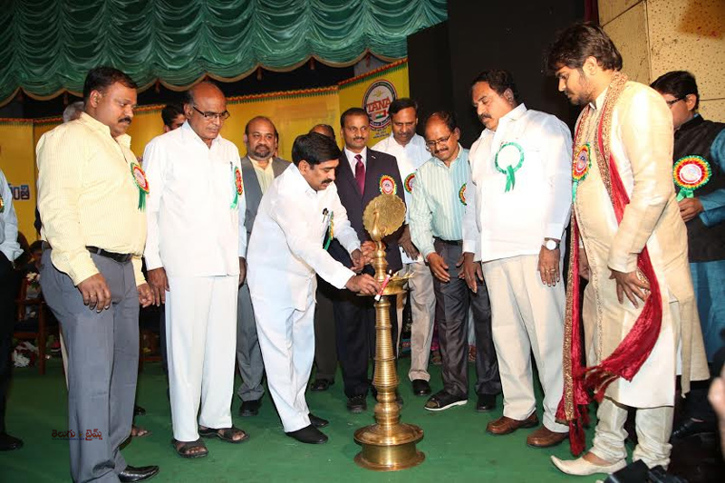 ఎల్‌ఎంఎ ఆడిటోరియం నిర్మాణానికి కూడా సహకరిస్తాం – జయరాం కోమటి