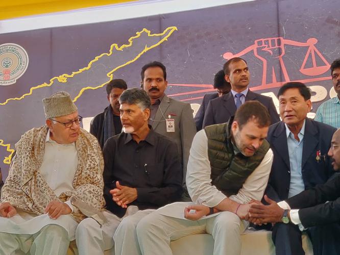 చంద్రబాబు ధర్మపోరాట దీక్షకు జాతీయ నాయకుల మద్దతు