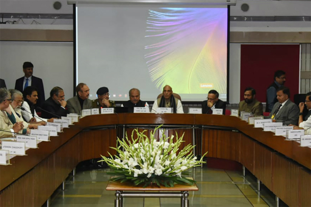 ఉగ్రవాదంపై పోరాటంలో కేంద్రానికి విపక్షాల భరోసా