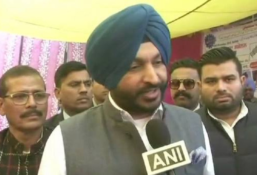 అమెరికా మాదిరిగా మనం కూడా గోడ నిర్మిద్దాం