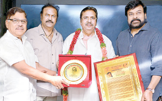 ఘనంగా దాసరి జన్మదినోత్సవం