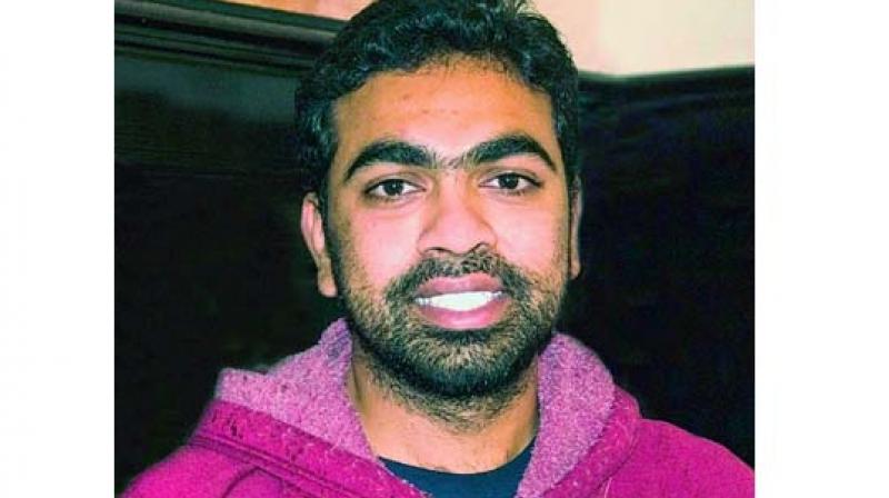 అమెరికాలో భారత విద్యార్థి అరెస్ట్