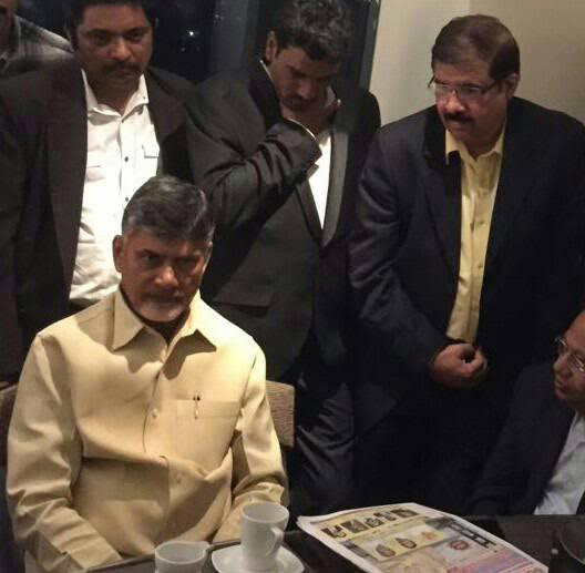 ‘తెలుగుటైమ్స్‌’ ప్రత్యేక సంచికను విడుదల చేసిన చంద్రబాబు