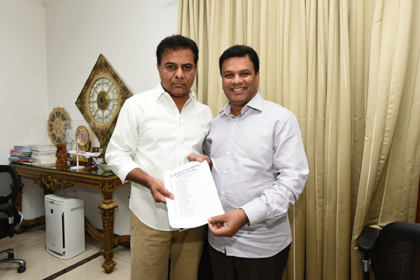 పార్లమెంటు ఎన్నికల్లో ఎన్నారై విభాగం కీలక పాత్ర పోషించాలి  : కేటీఆర్