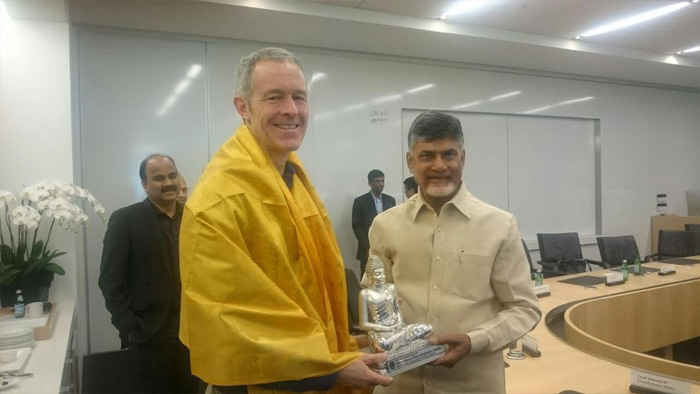 పెట్టుబడులు పెట్టేందుకు ఏపీ అత్యుత్తమం