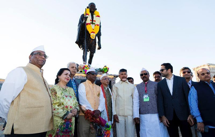 డాలస్ లో మహాత్మా గాంధీకి ఘన నివాళి