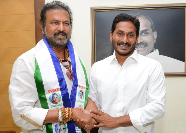 వైయ‌స్సార్‌సీపీలో సినీ న‌టుడు మోహ‌న్‌బాబు
