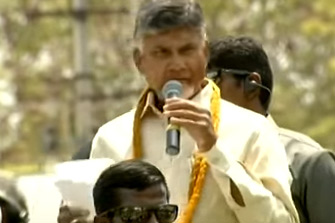 అలాంటి వ్యక్తులు రాష్ట్రానికి అవసరమా? : చంద్రబాబు అలాంటి వ్యక్తులు రాష్ట్రానికి అవసరమా? : చంద్రబాబు