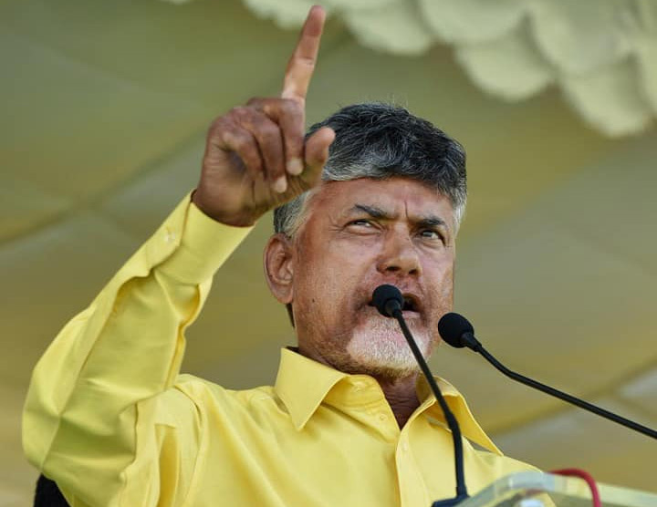 కావాలంటే నేనే తెలంగాణకు రూ.500 కోట్లు ఇస్తా : చంద్రబాబు కావాలంటే నేనే తెలంగాణకు రూ.500 కోట్లు ఇస్తా : చంద్రబాబు