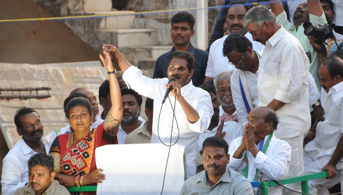 పుత్తూరు ఎన్నికల ప్రచార సభలో జననేత