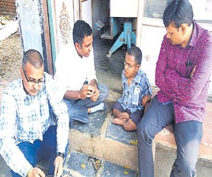 వారాణసీలో ప్రధానిపై ఎన్నారైల పోటీ