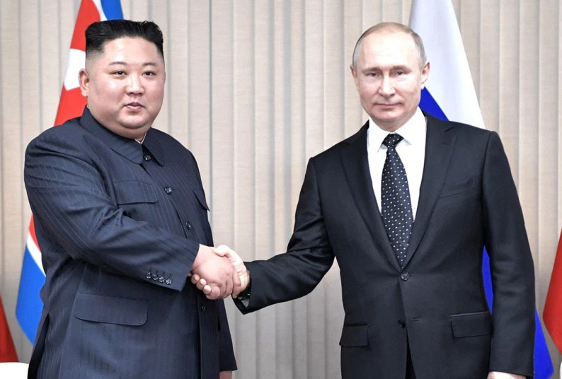 అమెరికా అపనమ్మకం బయటపడింది : కిమ్