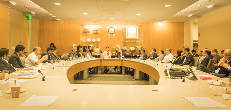 స్టాన్ ఫోర్డ్ అధికారులతో ముఖ్యమంత్రి భేటీ