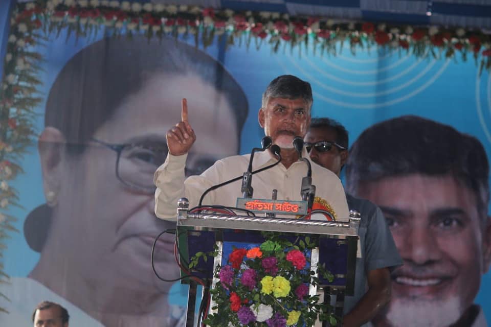 మోదీ స్థానంలో కొత్త ప్రధాని : చంద్రబాబు