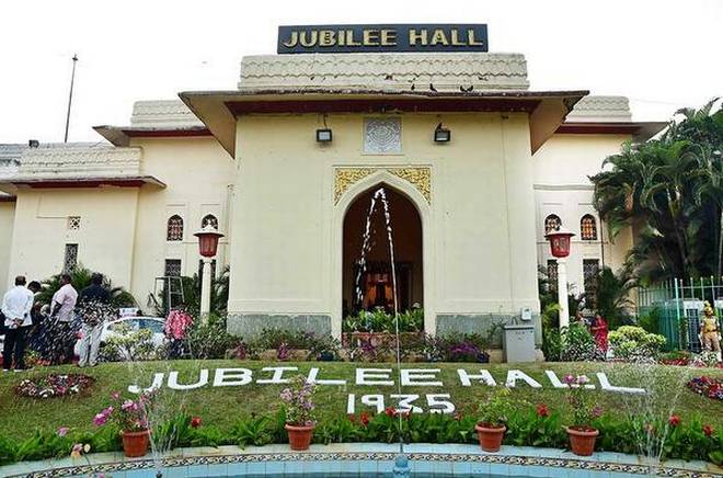 రాష్ట్రావతరణ ఉత్సవాలకు పబ్లిక్ గార్డెన్స్ ముస్తాబు