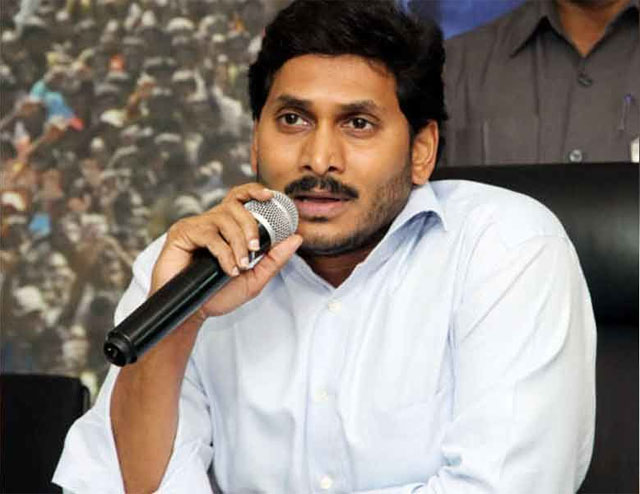 ప్రమాణస్వీకార ఏర్పాట్లపై వైఎస్ జగన్ సమీక్ష