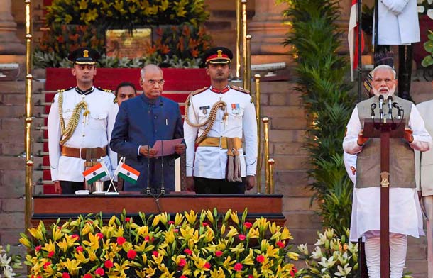 15వ భారత ప్రధానిగా మోదీ ప్రమాణం 15వ భారత ప్రధానిగా మోదీ ప్రమాణం