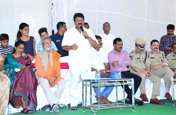 8, 9 తేదీల్లో చేప ప్రసాదం పంపిణీ