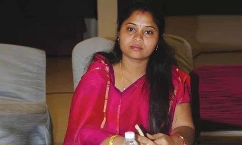 ఏపీ డిప్యూటీ సీఎంకు తప్పిన ప్రమాదం