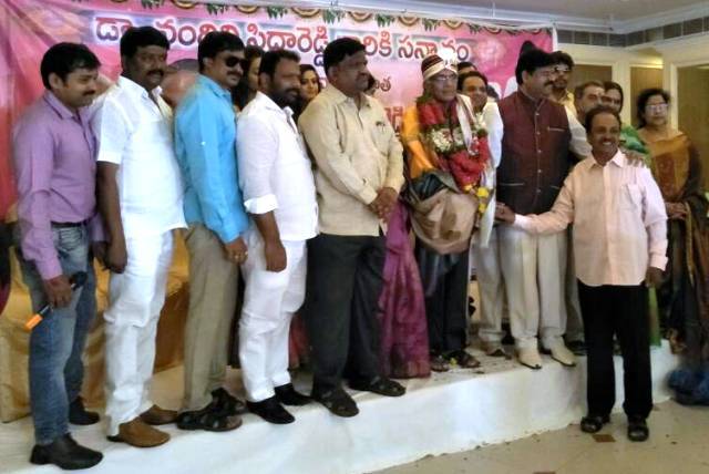 నందిని సిధారెడ్డికి ఫిల్మ్‌ చాంబర్‌ సన్మానం