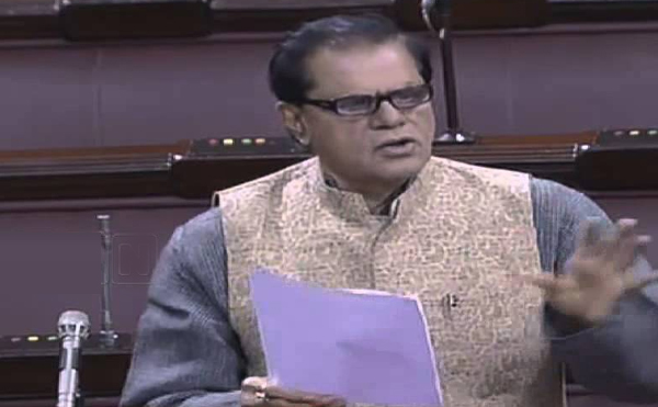 భారతీయులపై దాడులు జరగకుండా కేంద్రం చర్యలు తీసుకోవాలి భారతీయులపై దాడులు జరగకుండా కేంద్రం చర్యలు తీసుకోవాలి