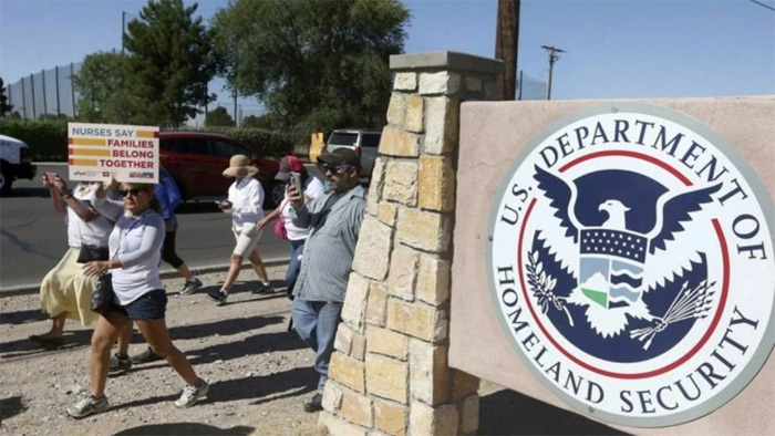 అమెరికాలో భారతీయులు నిరాహార దీక్ష