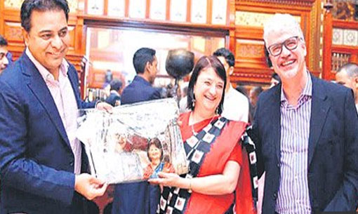 అమెరికా వెళ్తూ గుర్తుగా తీసుకెళ్లిన కేథరిన్‌ హడ్డా