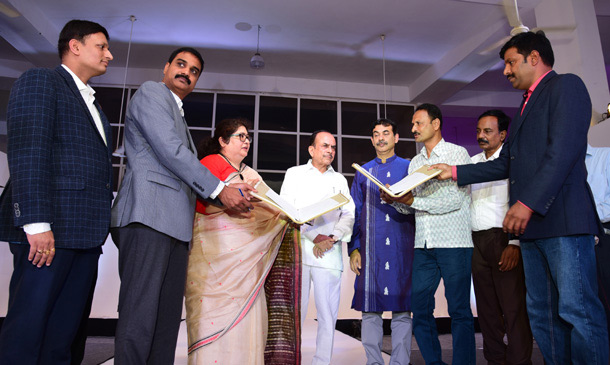 తెలంగాణ చేనేతకు ‘తానా’ చేయూత