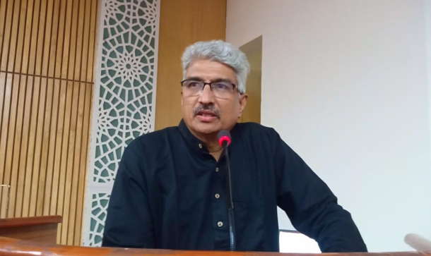 ప్రభుత్వ సలహాదారుగా దేవులపల్లి అమర్‌