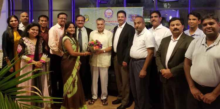 యార్లగడ్డను సన్మానించిన జే తాళ్ళూరి