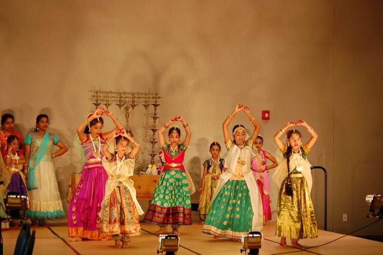 Rocking performance by Dancing Bells of India