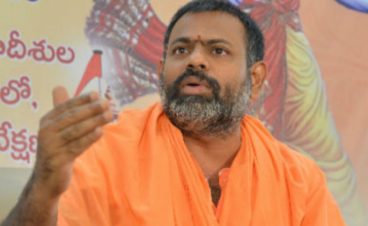 గవర్నర్‌తో పరిపూర్ణానంద భేటీ