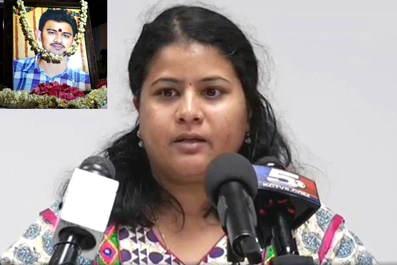 Sunayana Back To Usa 