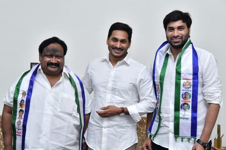 వైకాపాలో చేరిన దేవినేని అవినాష్‌