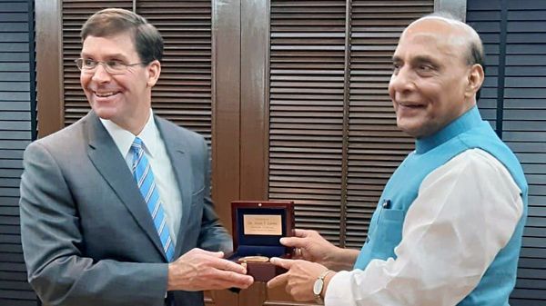 అమెరికా రక్షణ మంత్రితో రాజనాథ్‌ సింగ్‌ భేటీ