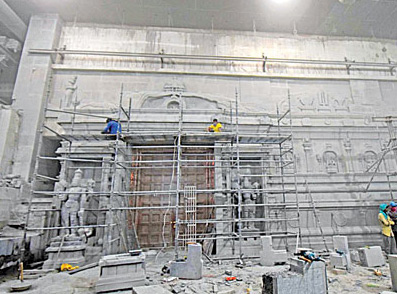 యాదాద్రికి తిరుపతి ద్వారపాలకులు