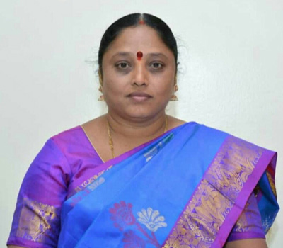 షోలాపూర్ మేయర్గా తెలంగాణ మహిళ షోలాపూర్ మేయర్గా తెలంగాణ మహిళ