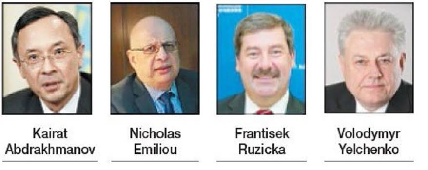 నలుగురు దౌత్యవేత్తలకు దీవాలీ పురస్కారాలు