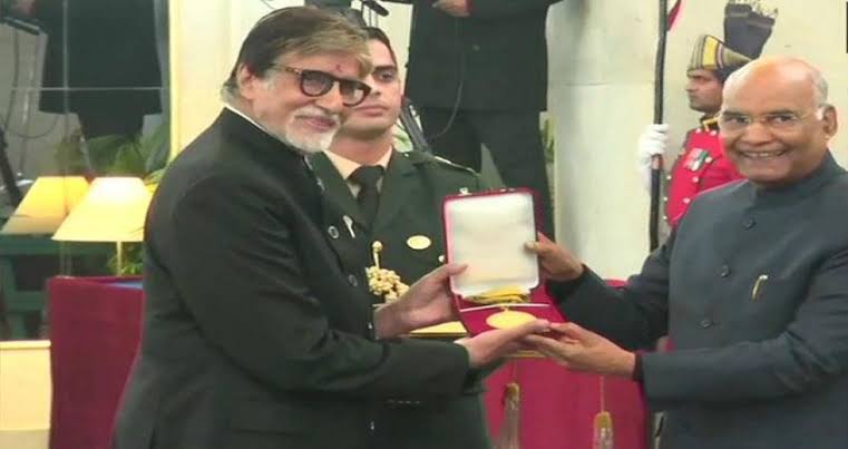 అమితాబ్‌ కు దాదా సాహెబ్‌ ఫాల్కే పురస్కారం