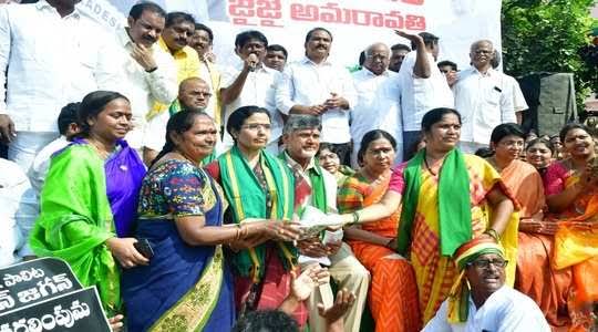 రాజధాని రైతులకు భువనేశ్వరి విరాళం