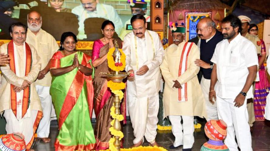 సంక్రాంతి సంబరాల్లో వెంకయ్య నాయుడు