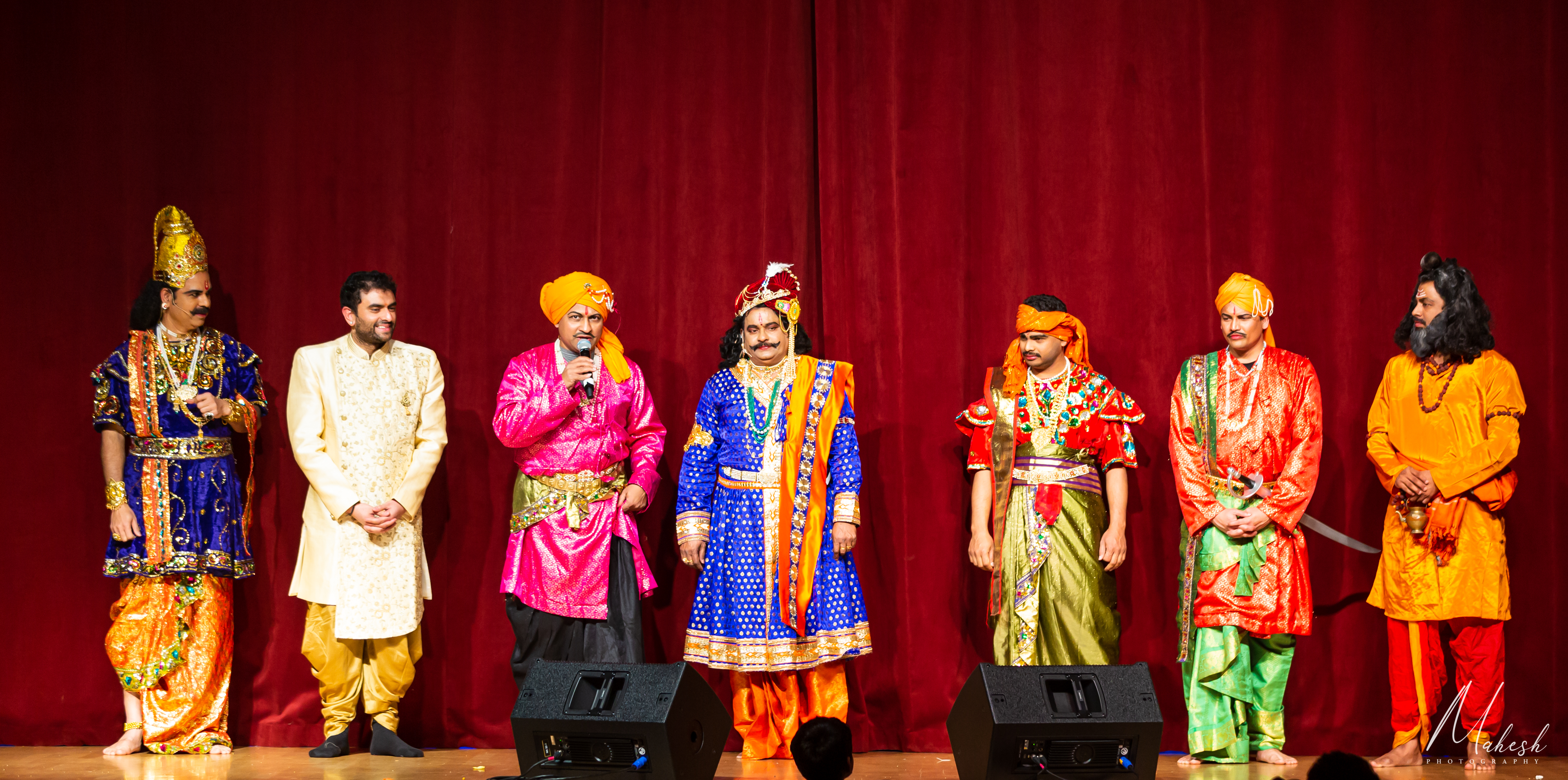 భళా…బాటా నాయకుల నాటక ప్రదర్శన